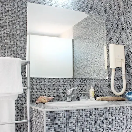 Bivalvia Aparthotel 3*