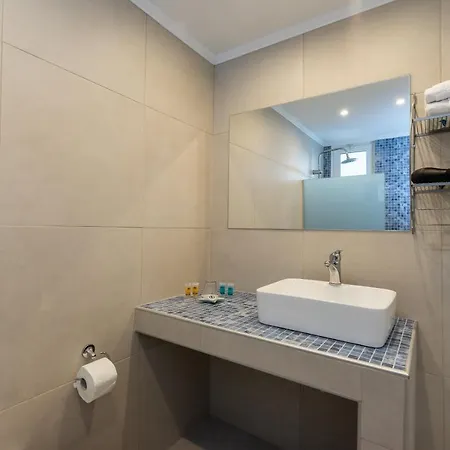 Bivalvia Hotel apartamentowy 3*